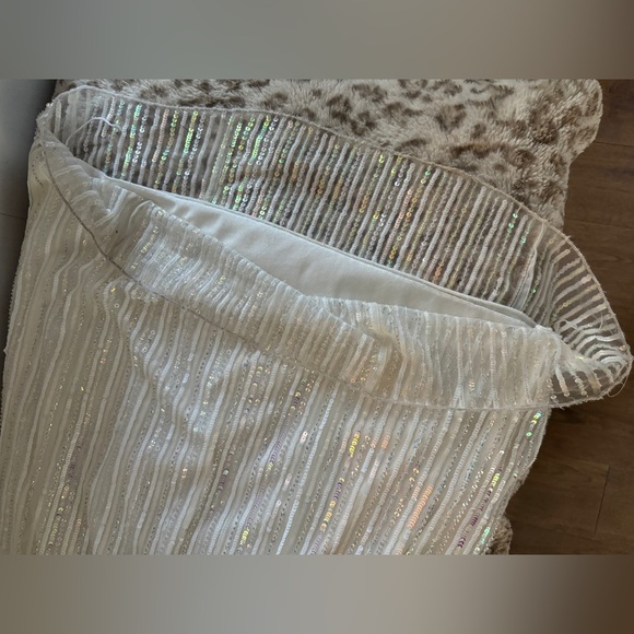 Retrofête Iridescent Sequined Millie Dress Geo White XS - Picture 4 of 11